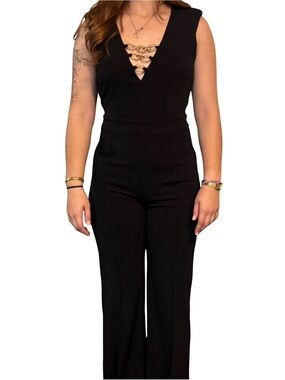 Women's Black V-Neck Chain Detail Jumpsuit